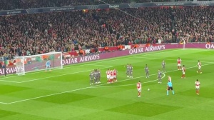 glow-kaiyun.com-一口好奶！枪迷拍赖斯第2球：他不可能再进的！进球后其疯狂庆祝