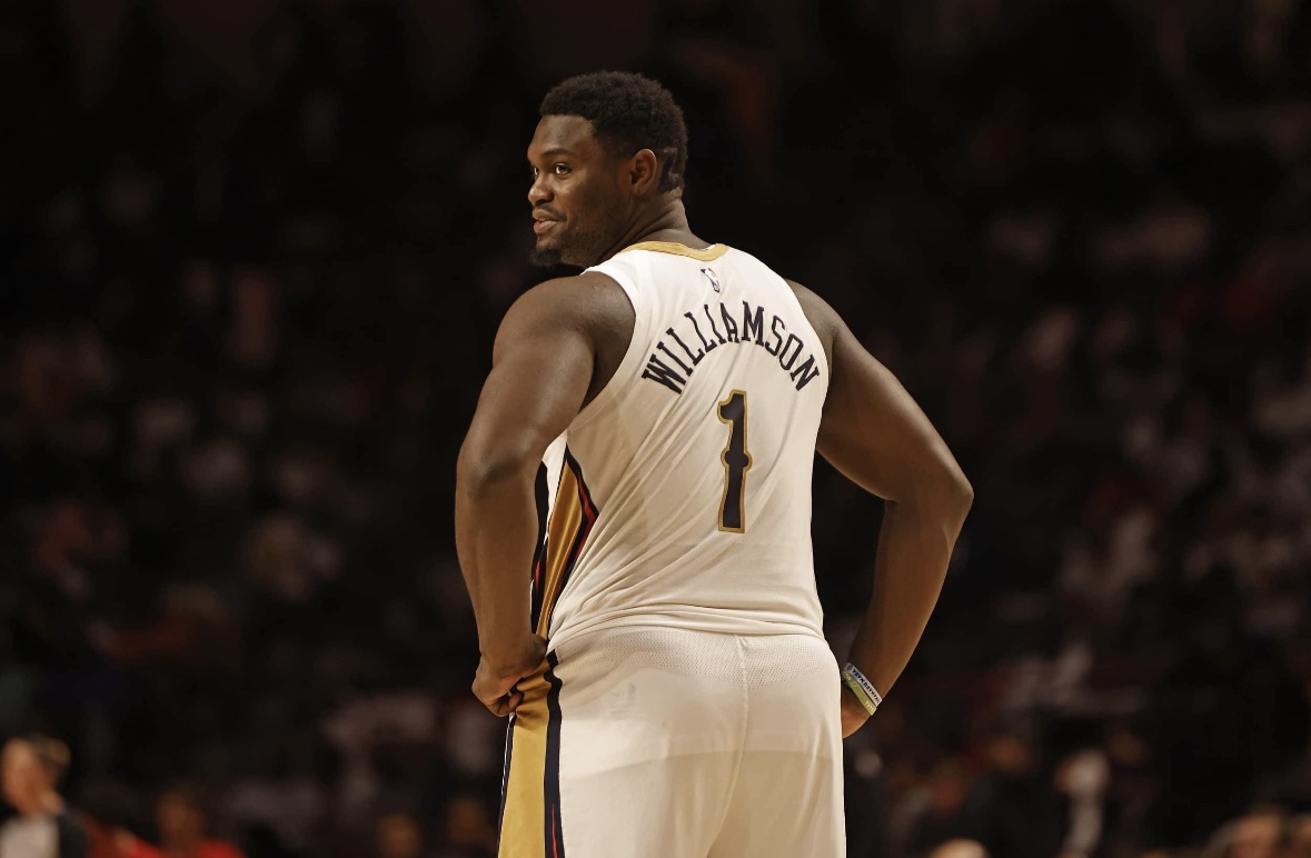 开云app下载-杜马斯：锡安在25岁这个年纪，是时候全面承担起球队的责任了