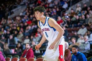 开云网站-媒体人：广东补充了自己最需的前场运动能力和篮下终结 很有看点